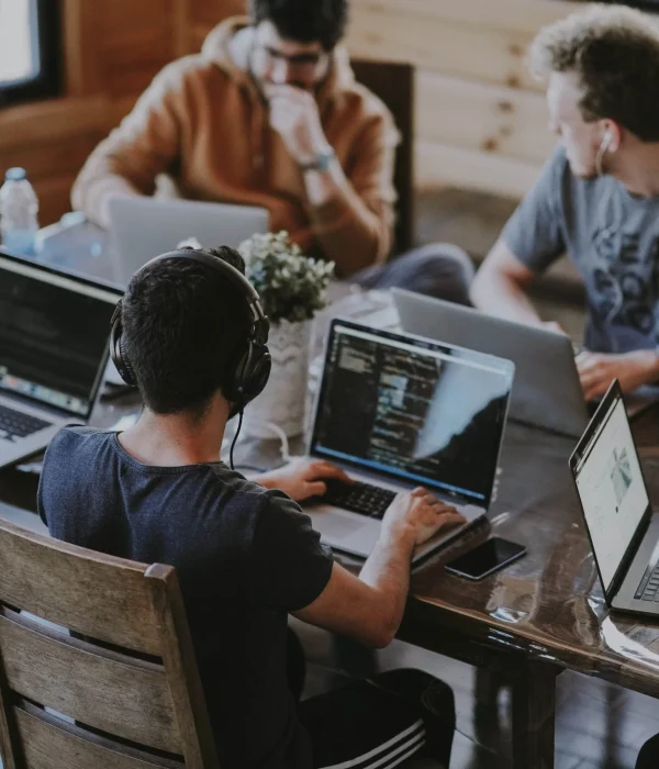 annie-spratt-QckxruozjRg-unsplash-min